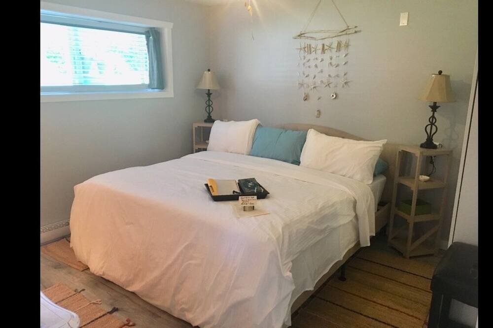 Photo of Bedroom in Osoyoos
