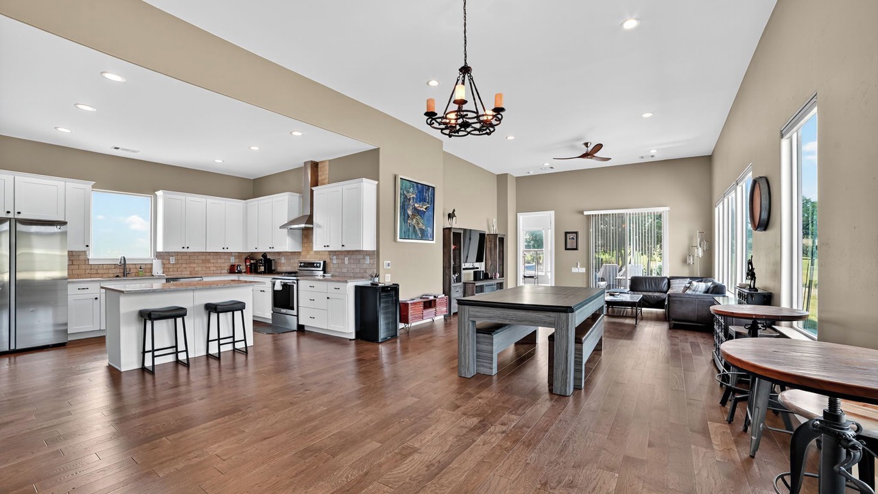 Photo of Kitchen in Horseshoe Bay West