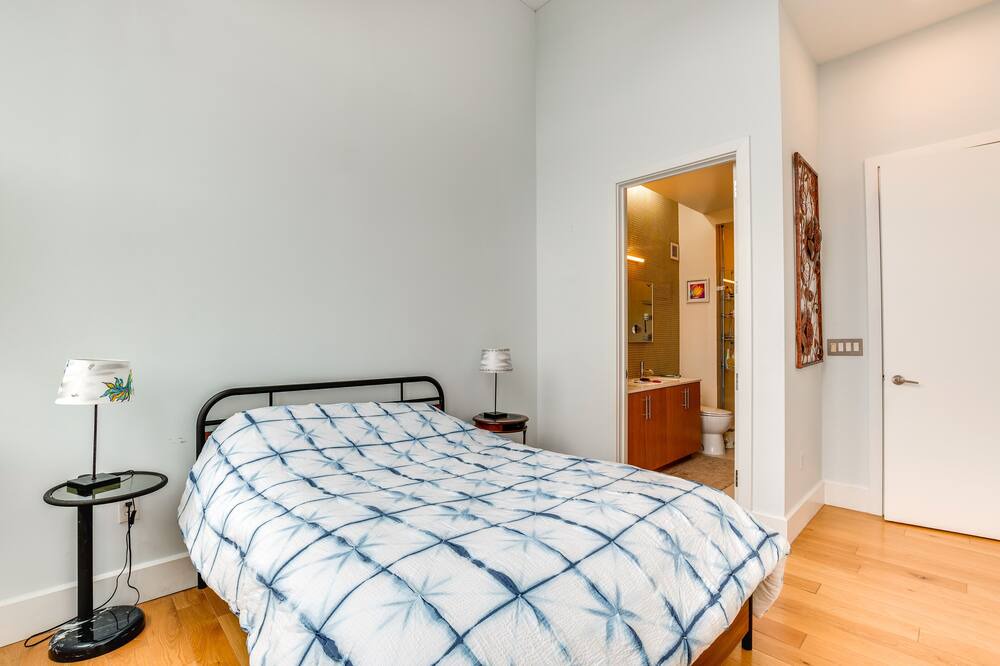 Photo of Bedroom in West Side