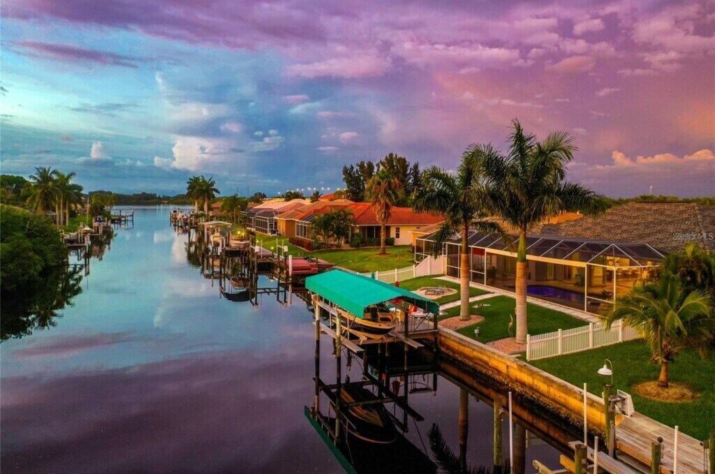Photo of Others in Gulf Cove