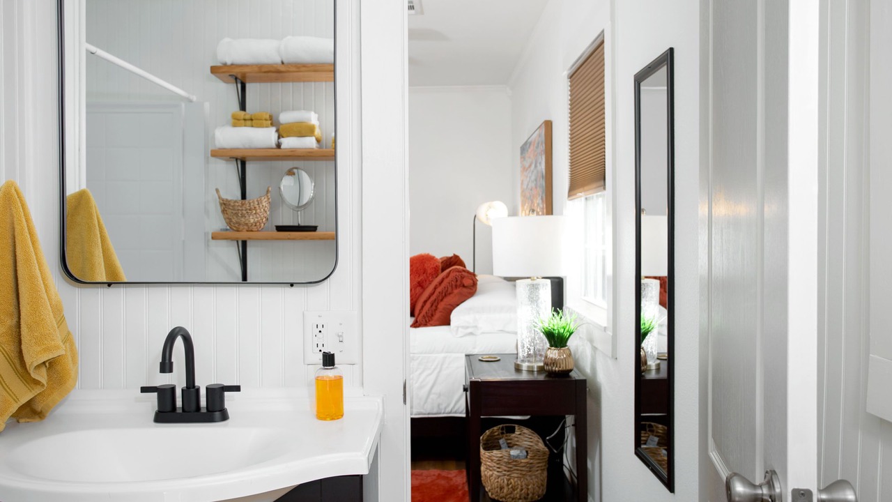Photo of Bathroom in Canyon