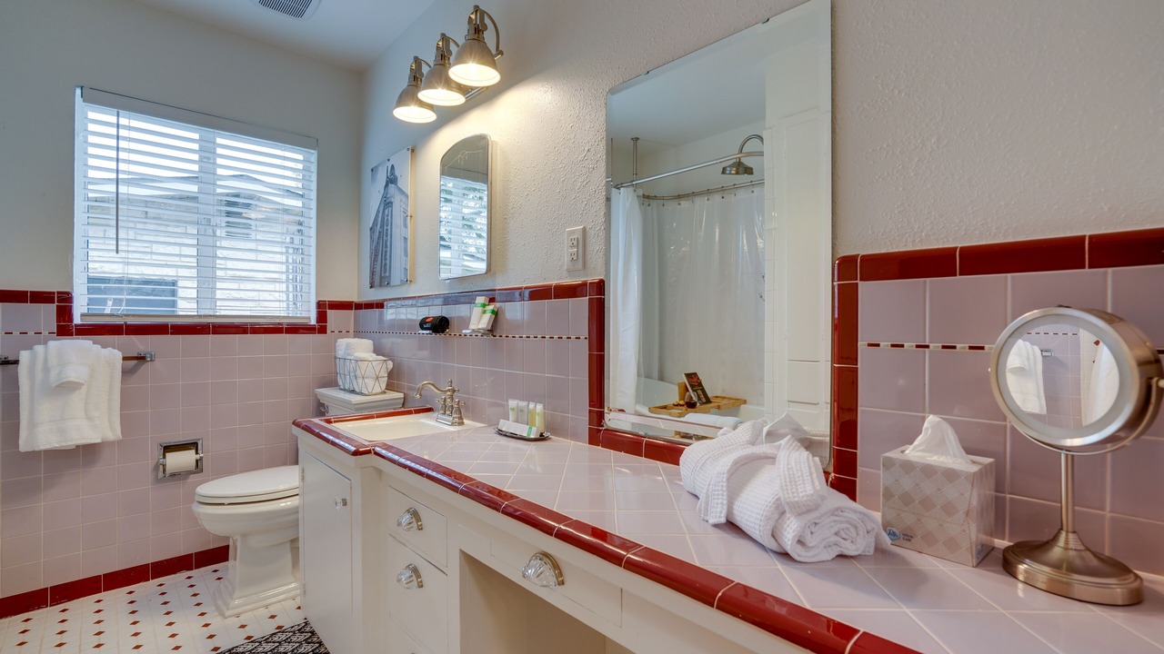 Photo of Bathroom in Alamo Heights