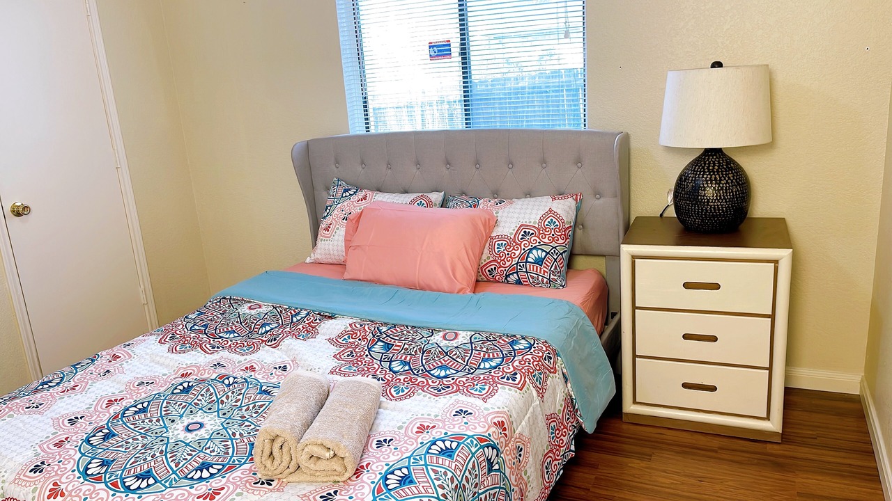 Photo of Bedroom in Southeast Arlington