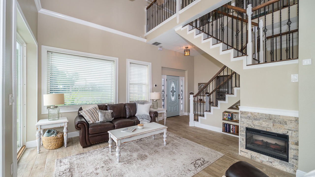 Photo of Livingroom in Davenport