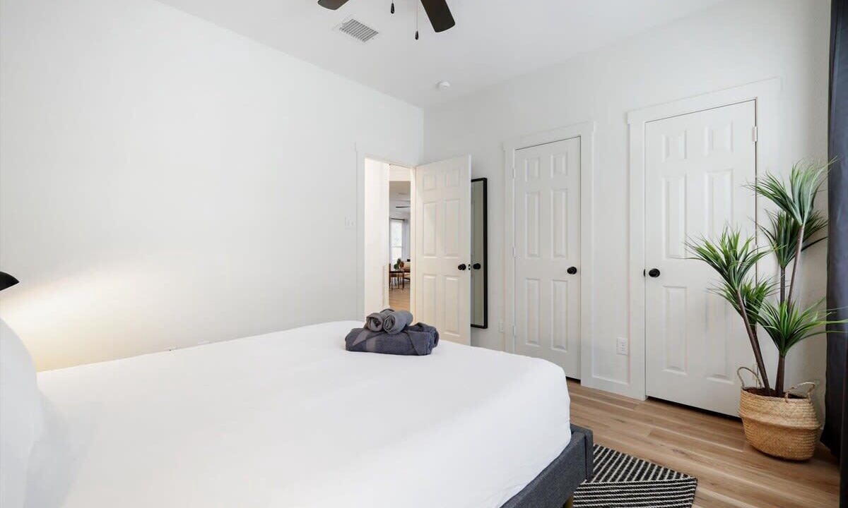 Photo of Bedroom in Highland Village