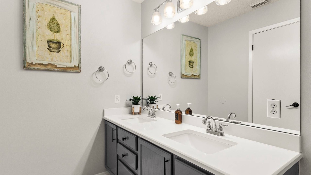 Photo of Bathroom in Heritage
