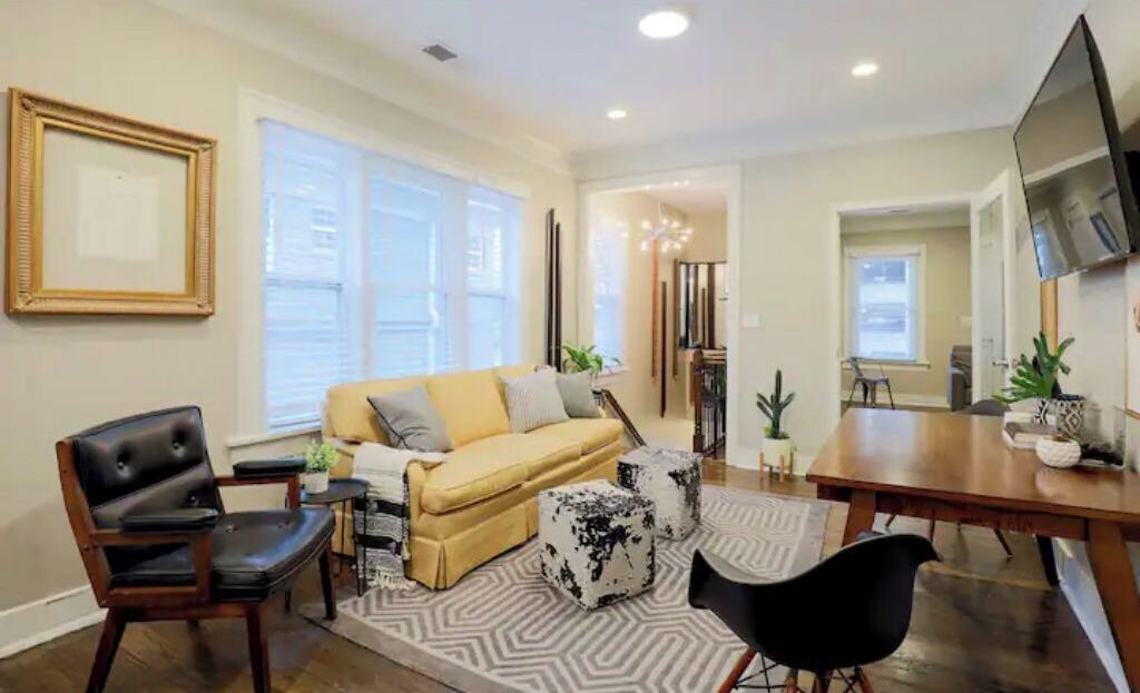 Photo of Livingroom in Old Fourth Ward