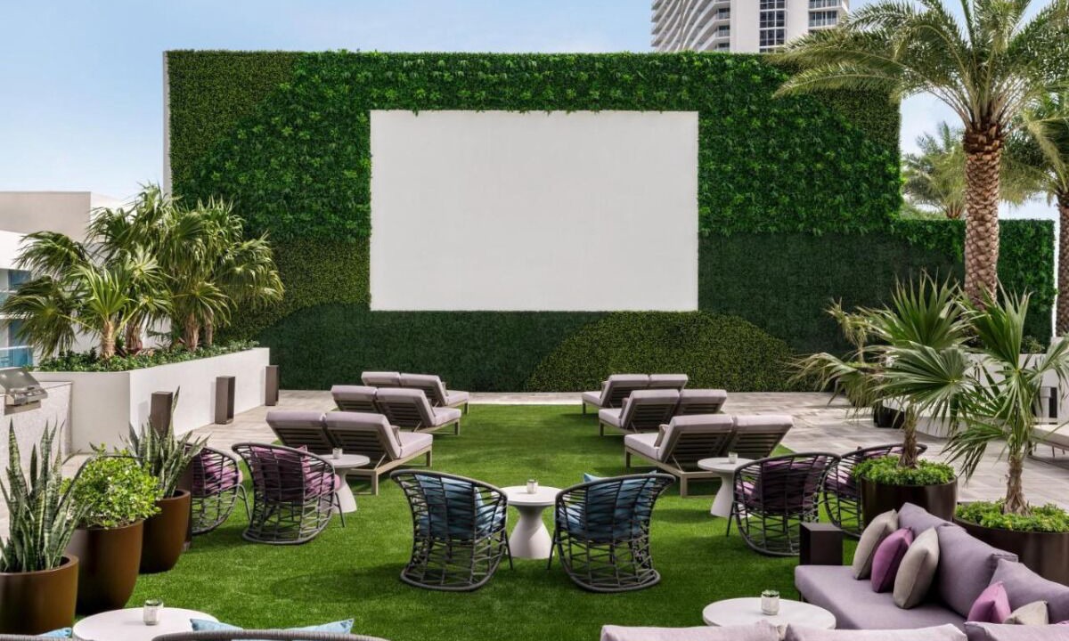 Photo of Outdoor in Hollywood South Central Beach