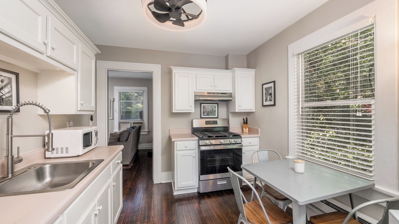 Photo of Kitchen in East Side