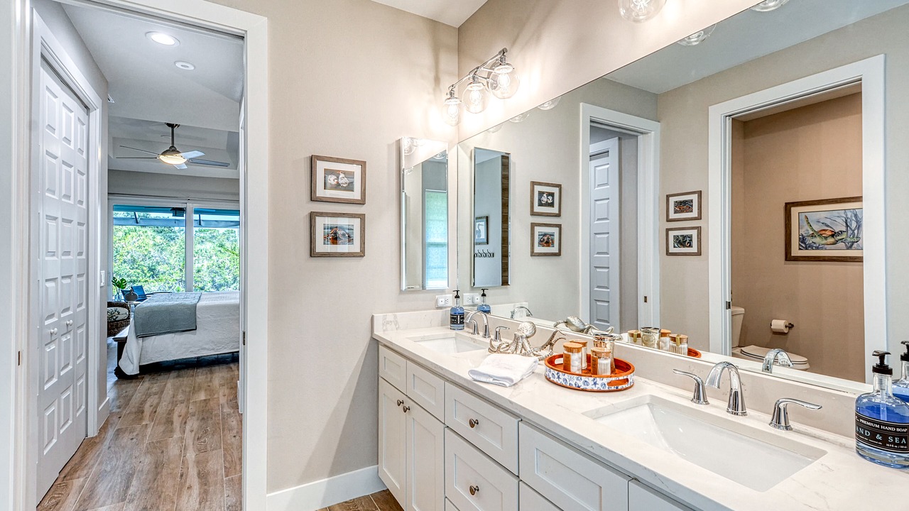 Photo of Bathroom in Port Charlotte