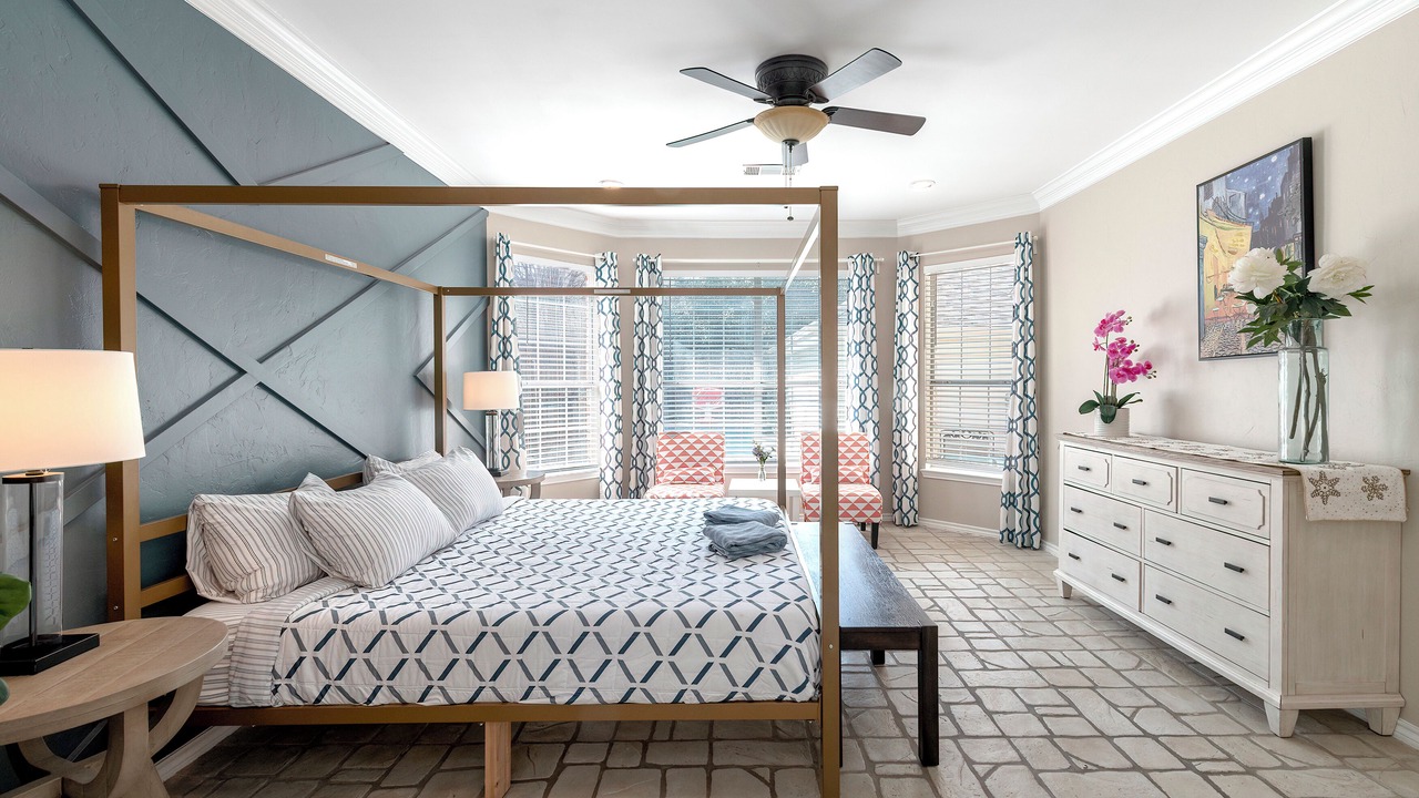 Photo of Bedroom in Highland Village