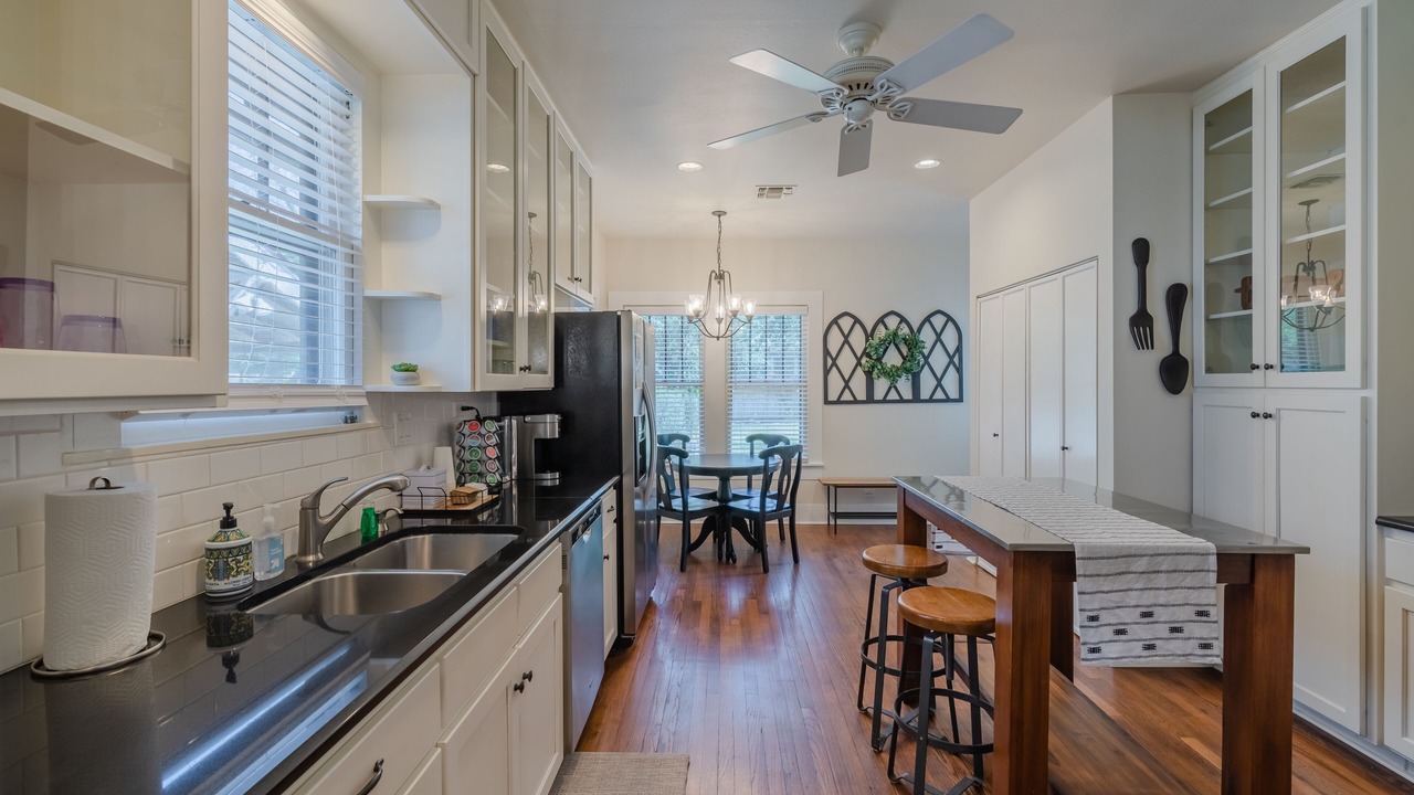 Photo of Kitchen in Mahncke Park