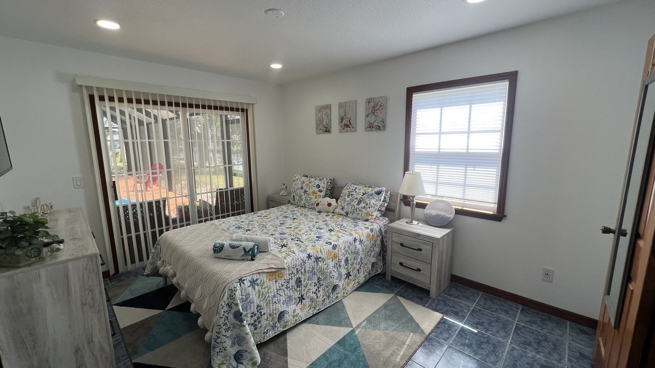 Photo of Bedroom in Gulf Cove
