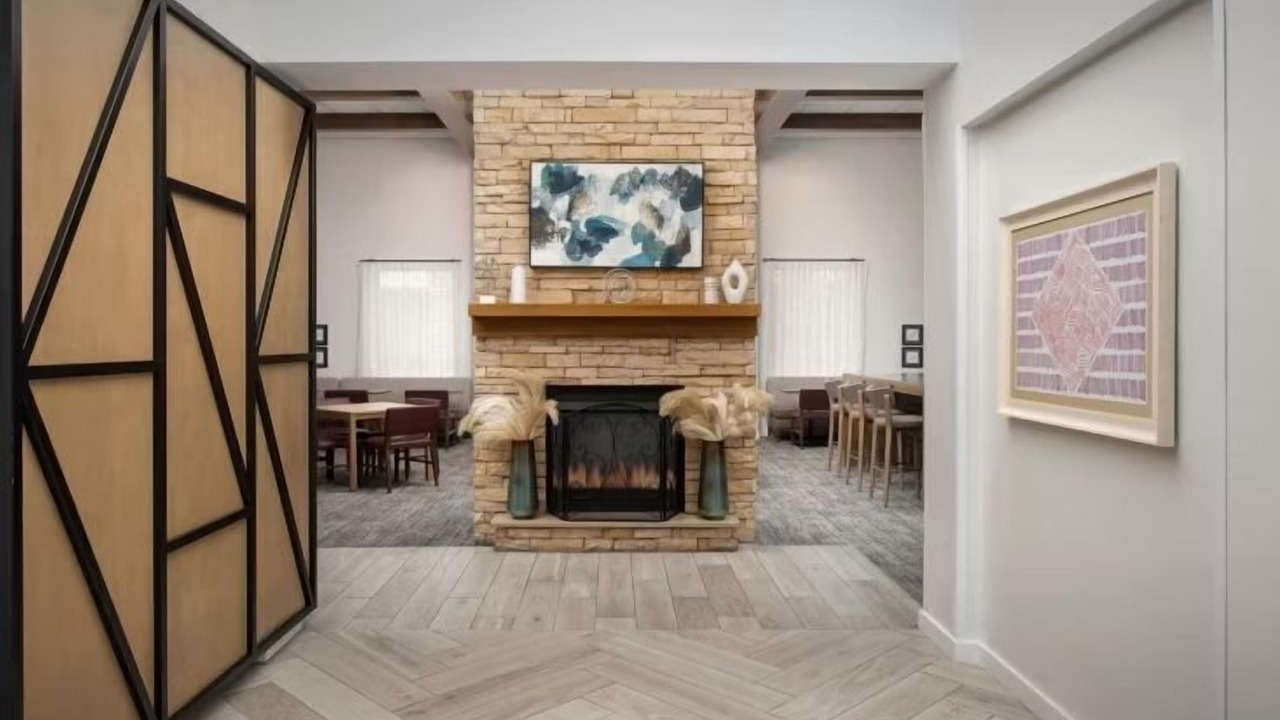 Photo of Livingroom in Shearer Hills - Ridgeview