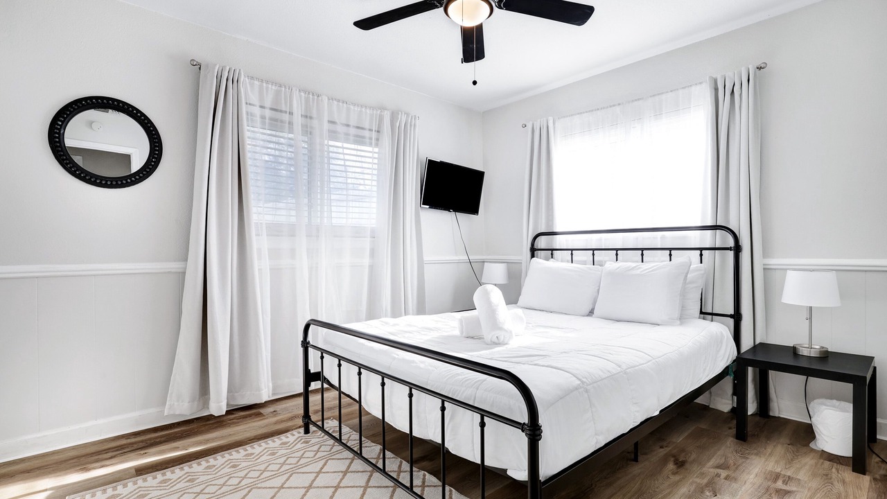 Photo of Bedroom in Vance Jackson