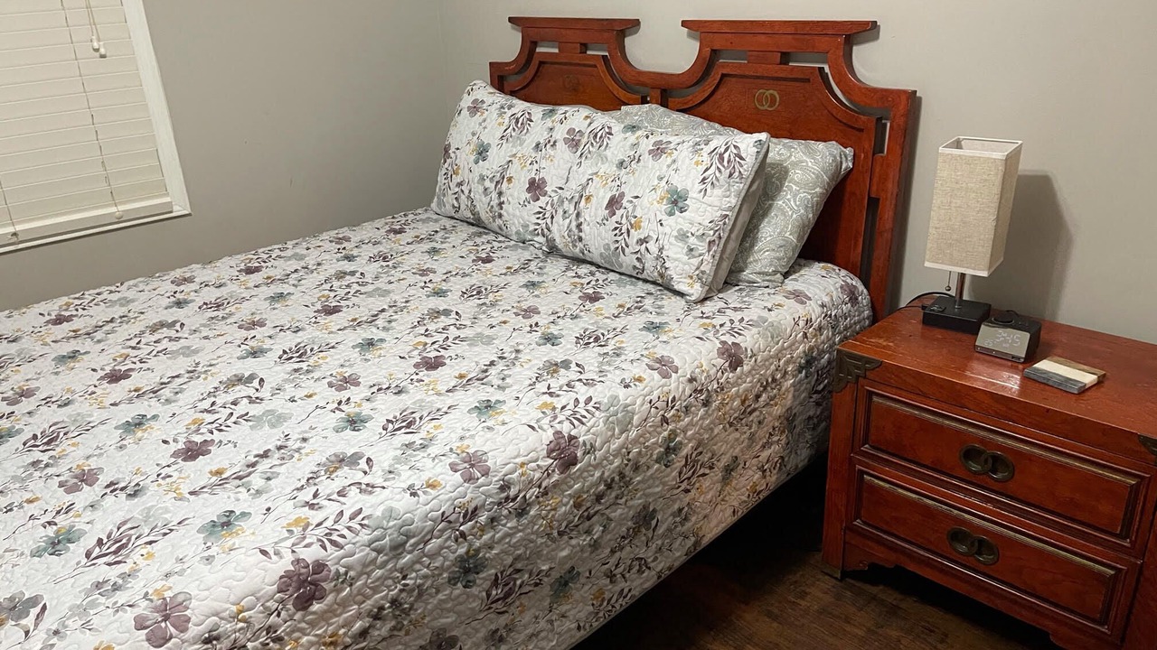 Photo of Bedroom in Lilburn