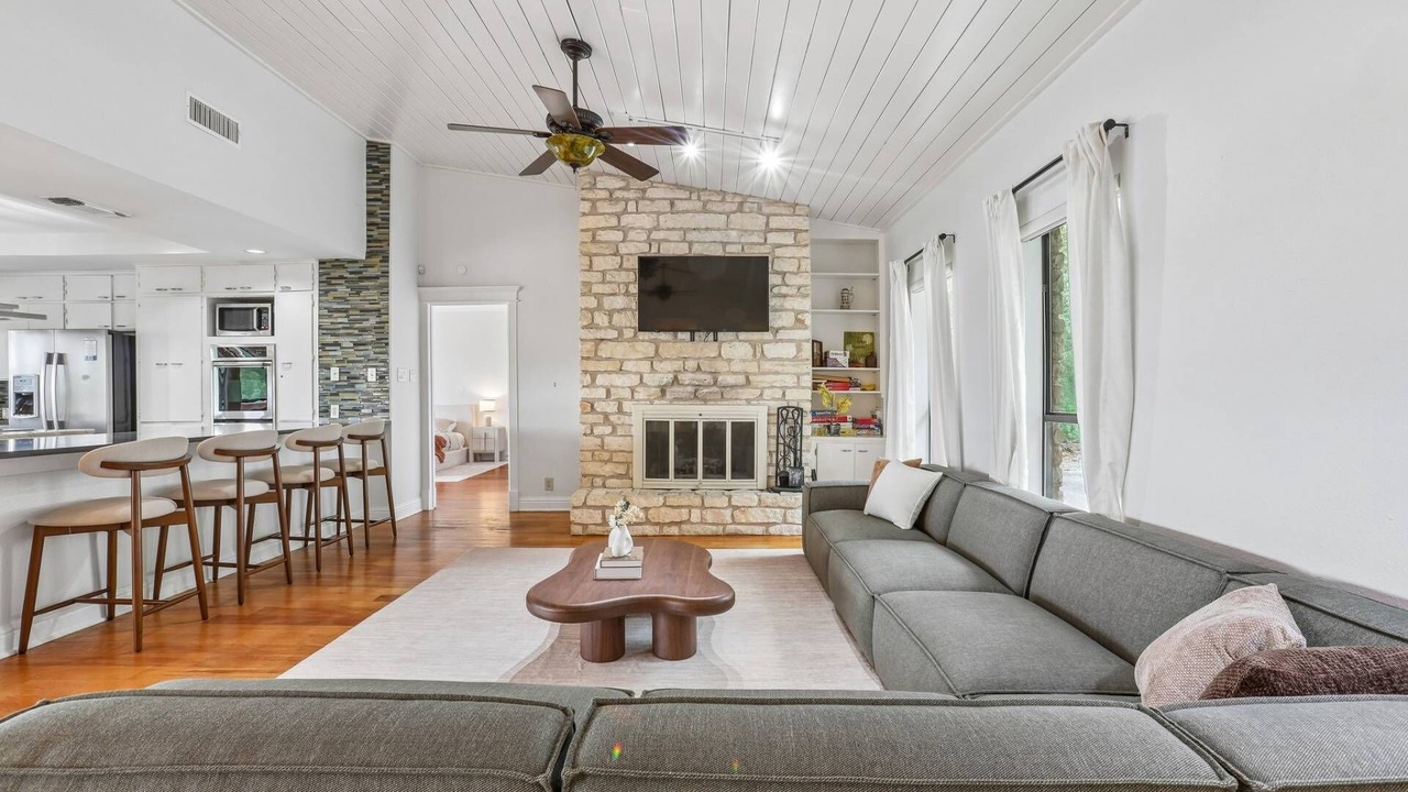 Photo of Bedroom in Comanche Trail