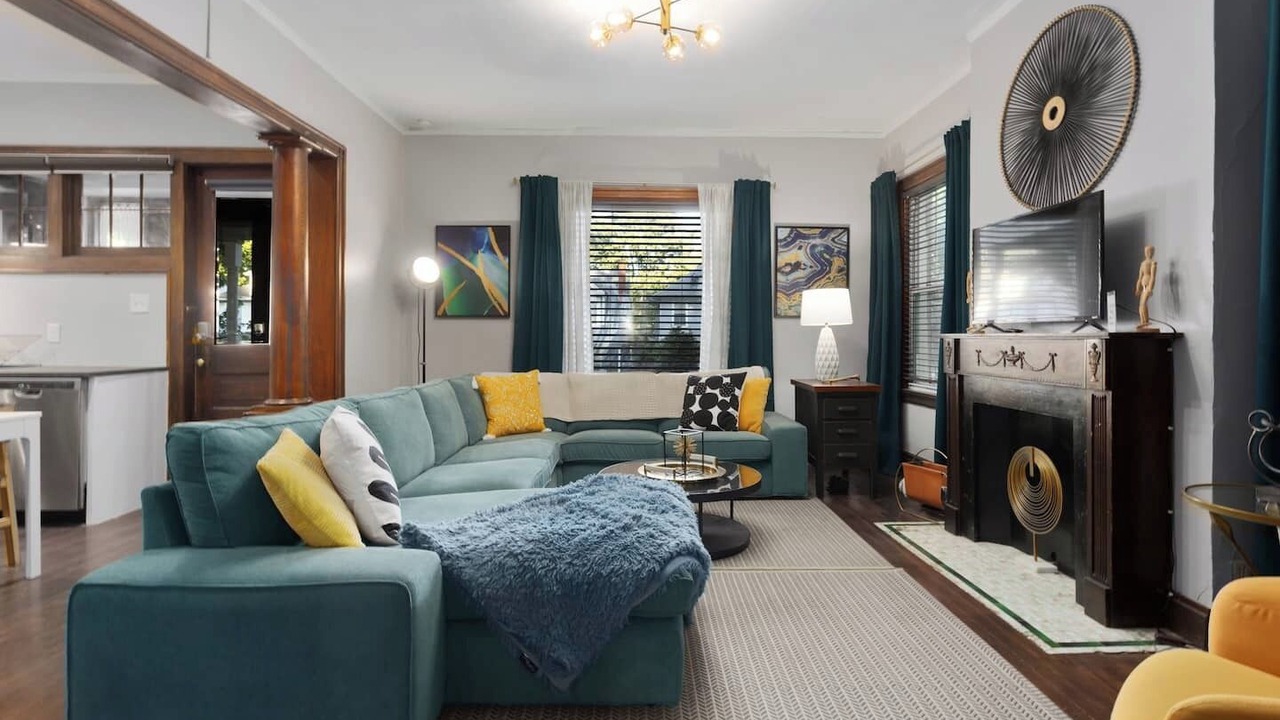 Photo of Livingroom in Southmoreland