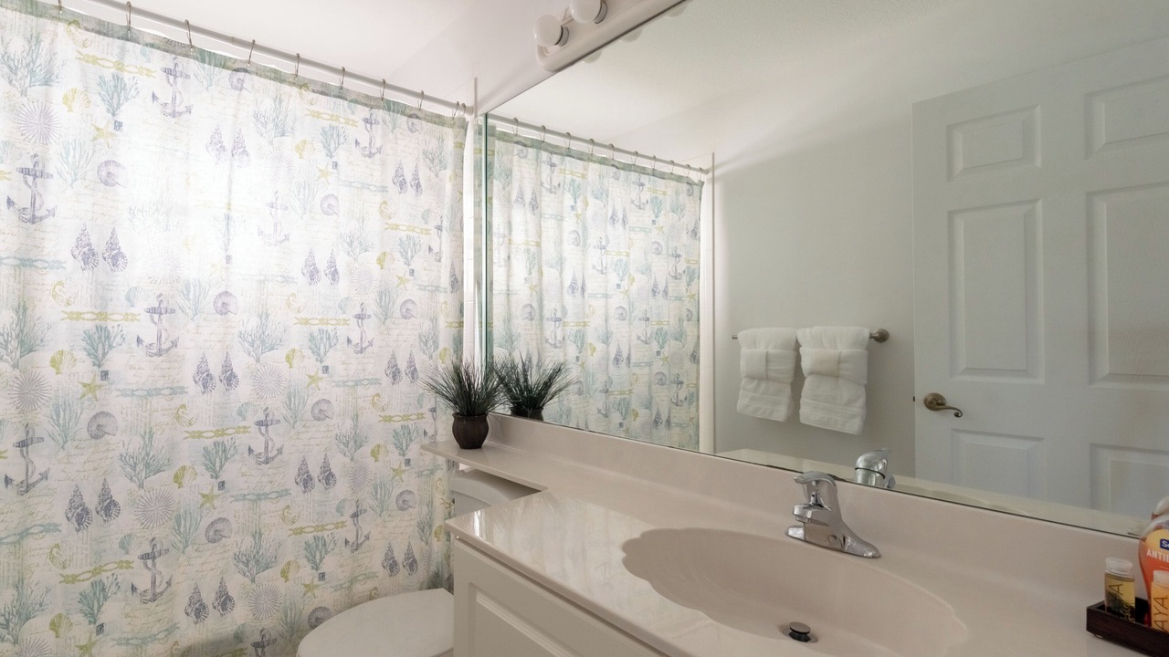 Photo of Bathroom in Central Naples