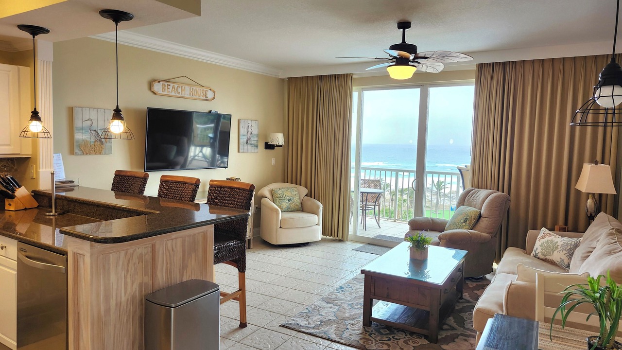 Photo of Livingroom in Fort Walton Beach