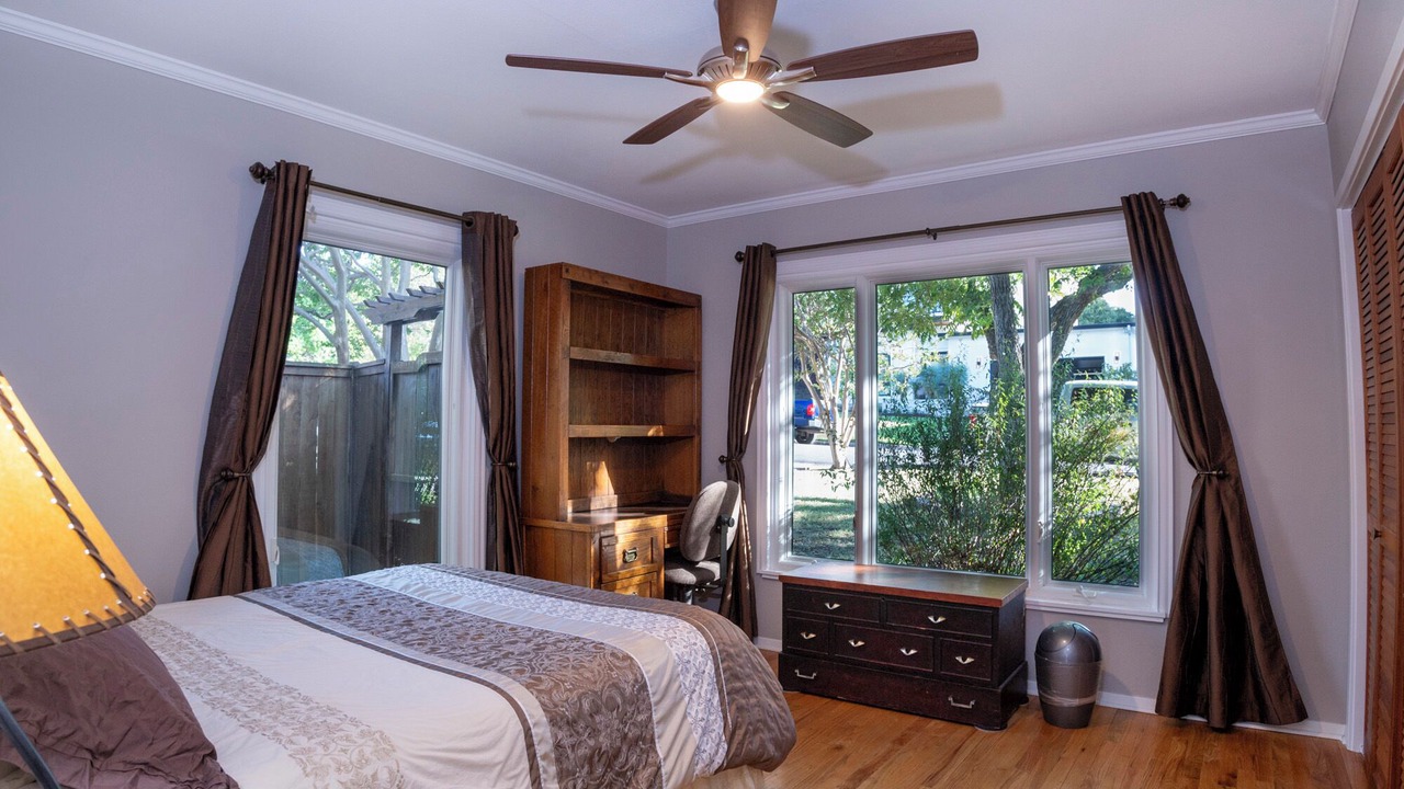 Photo of Bedroom in Barton Hills