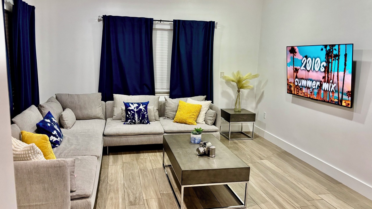 Photo of Livingroom in Tamiami