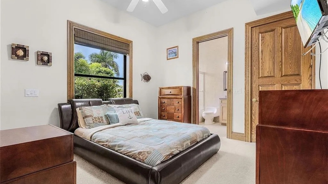 Photo of Bedroom in Burnt Store Marina
