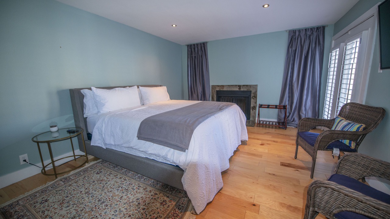Photo of Bedroom in West End