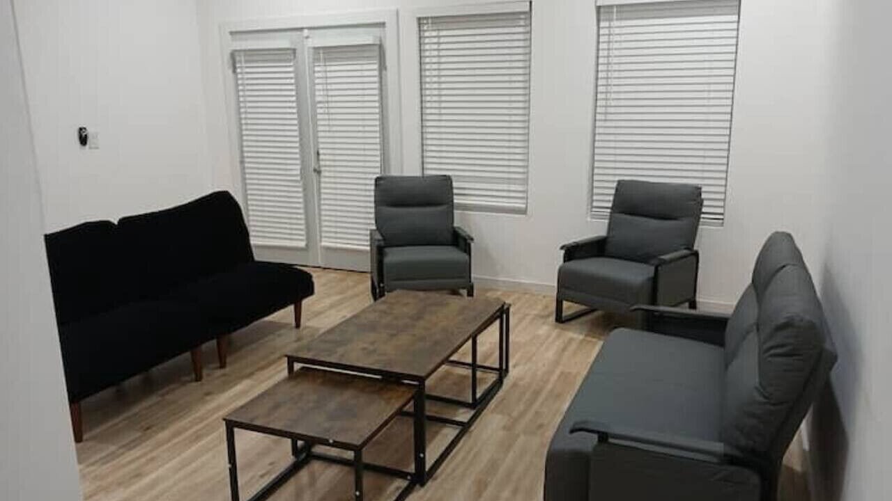 Photo of Livingroom in Peoplestown