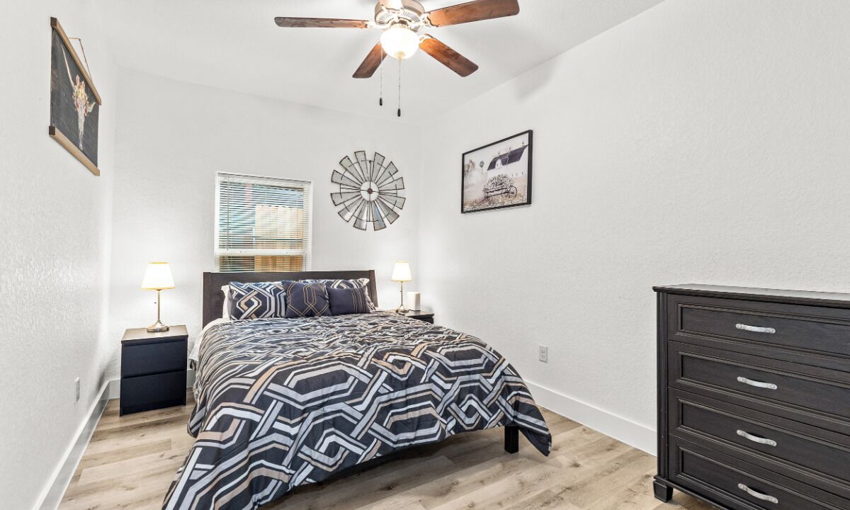 Photo of Bedroom in Northwest Los Angeles Heights