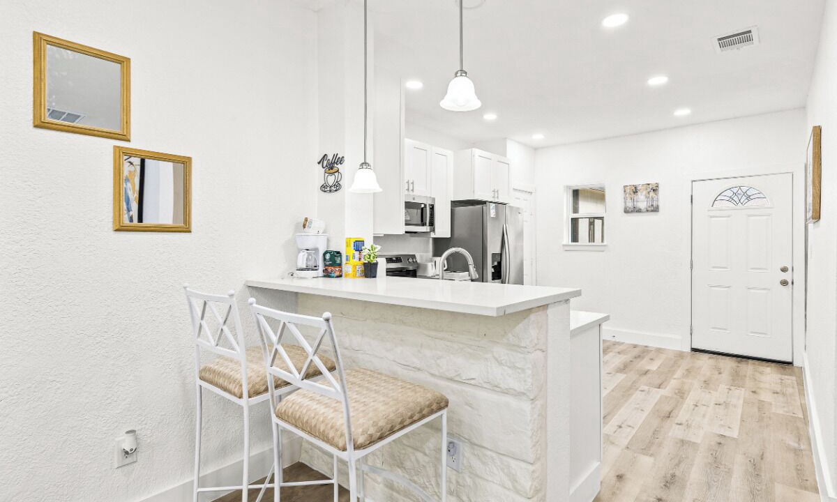 Photo of Kitchen in Northwest Los Angeles Heights