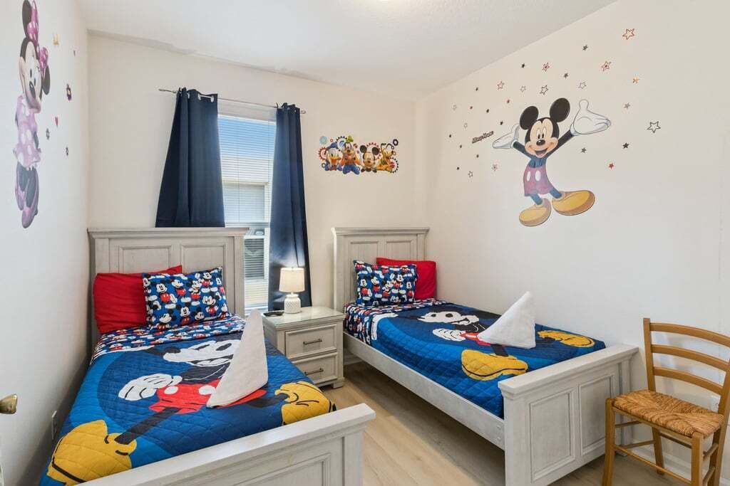 Photo of Bedroom in Windsor Palms