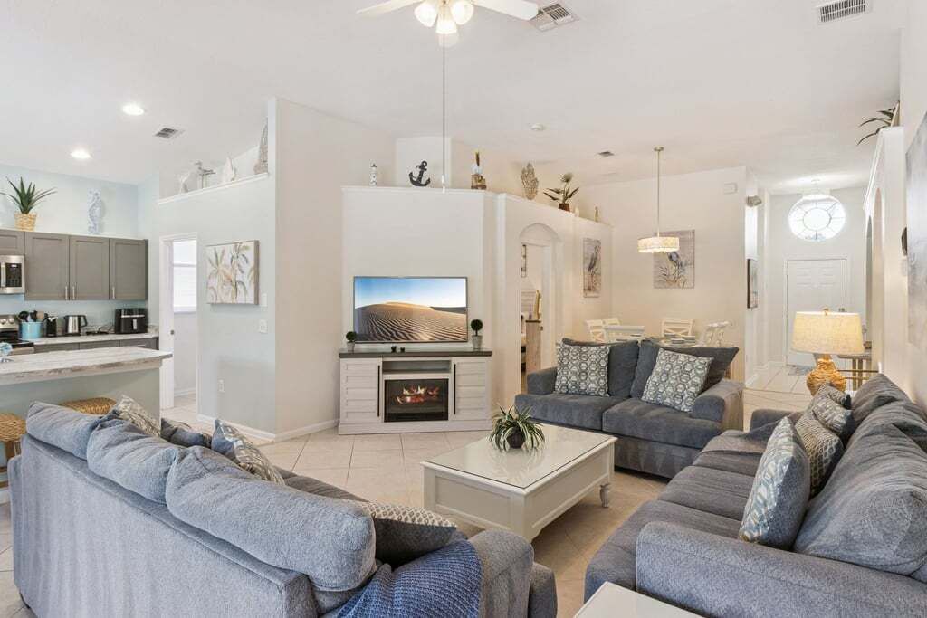 Photo of Livingroom in Windsor Palms