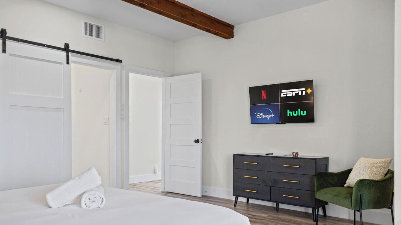 Photo of Bedroom in Lower Basin Lake Travis