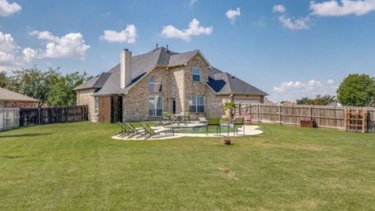 Photo of Outdoor in Elmo