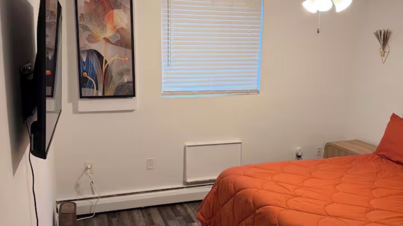 Photo of Bedroom in Glenolden