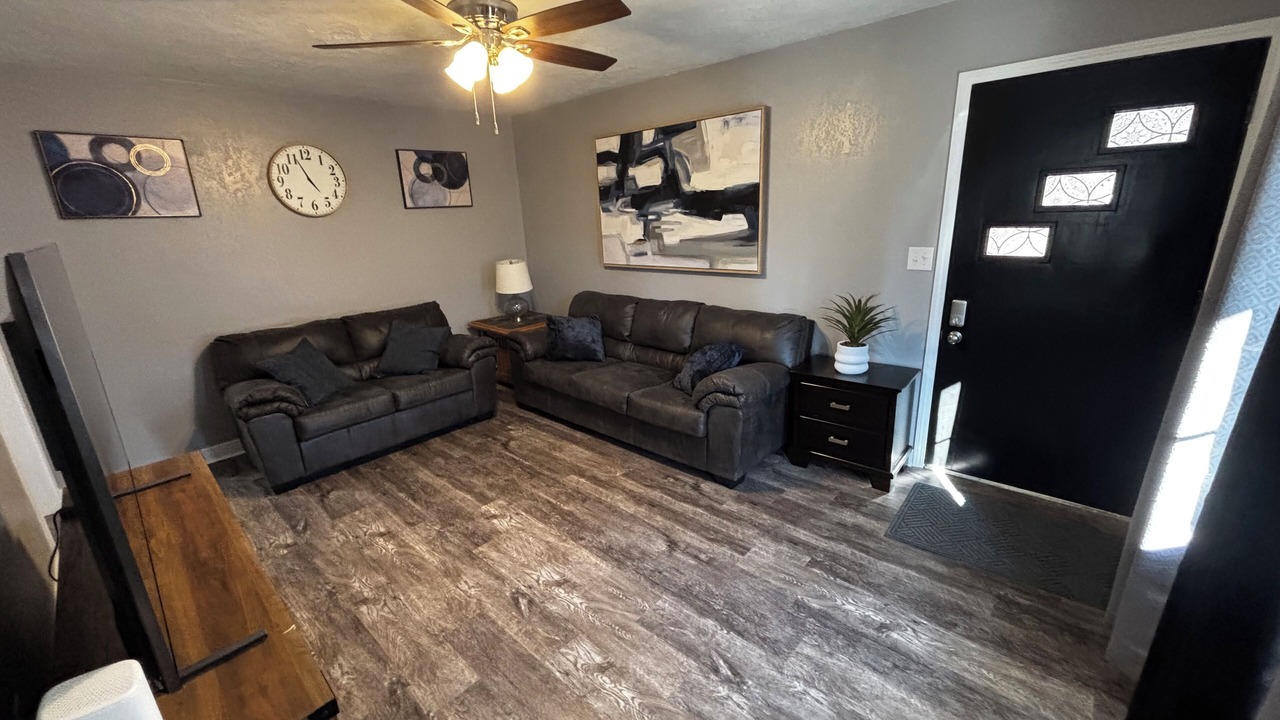 Photo of Livingroom in Independence