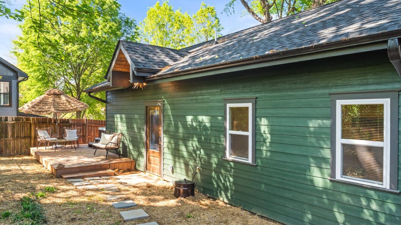 Photo of Outdoor in East Side