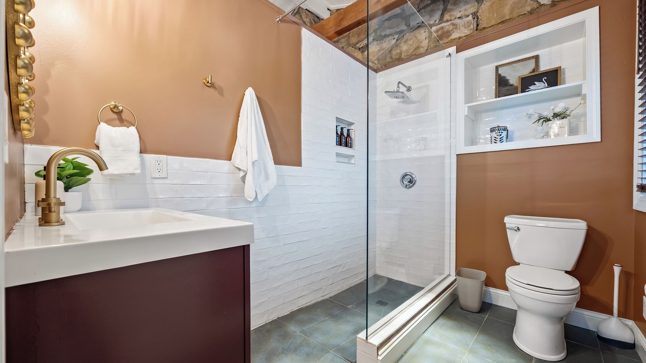 Photo of Bathroom in Grandview