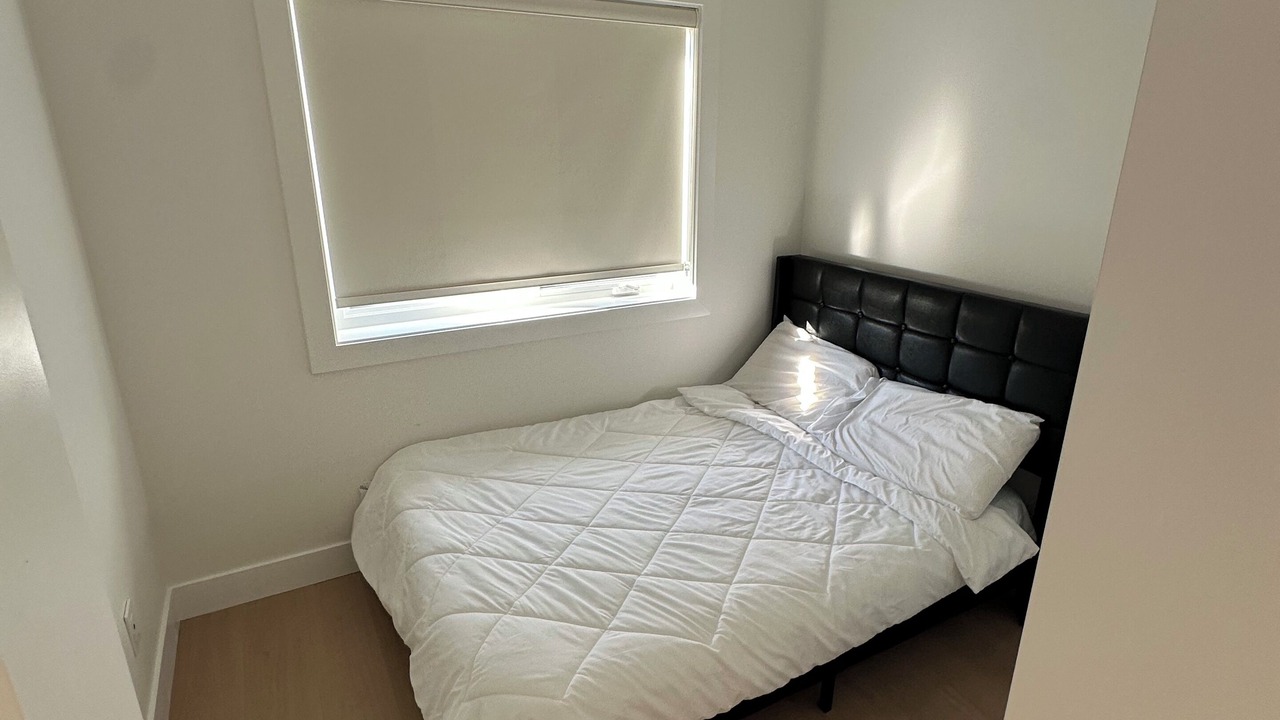 Photo of Bedroom in Sunset