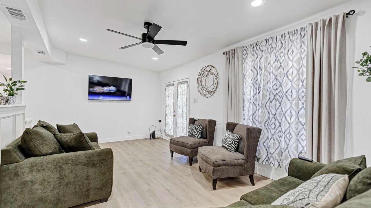 Photo of Livingroom in West San Antonio