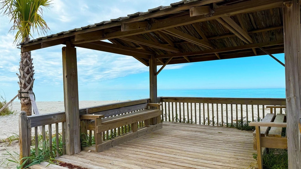 Photo of Outdoor in Golden Beach