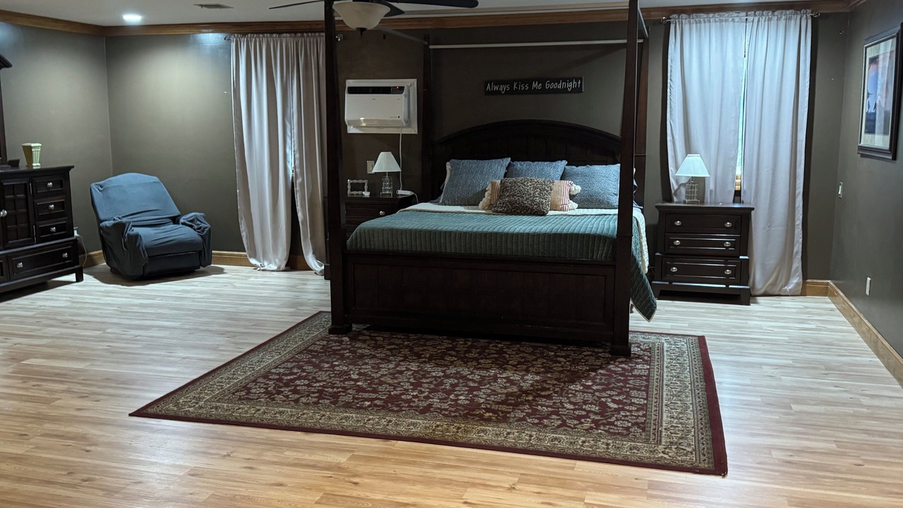 Photo of Bedroom in Jackson County