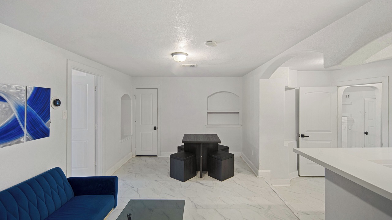 Photo of Livingroom in Southside