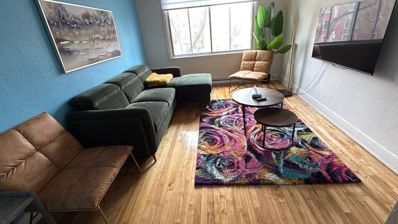 Photo of Livingroom in Cote-Des-Neiges—Notre-Dame-De-Grace