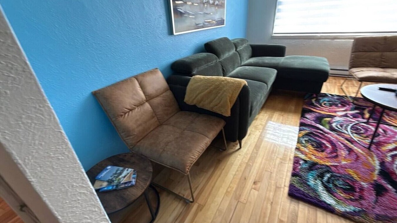 Photo of Livingroom in Cote-Des-Neiges—Notre-Dame-De-Grace