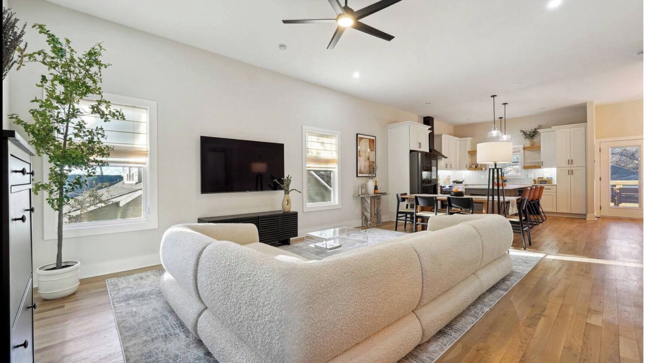 Photo of Livingroom in Atlanta