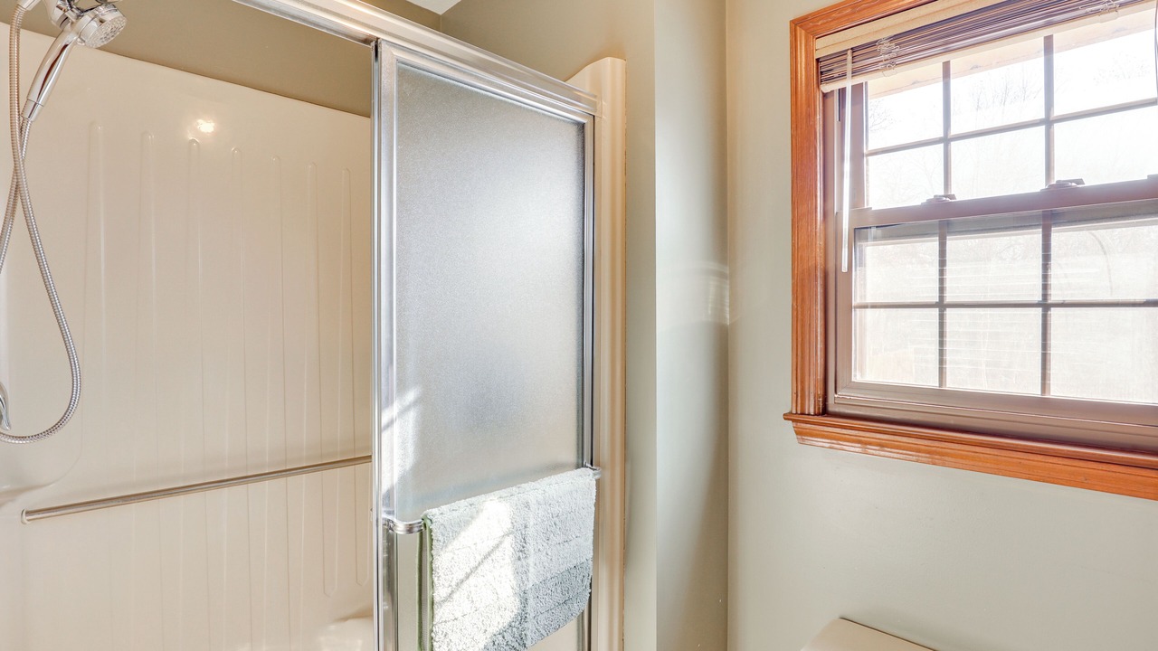 Photo of Bathroom in Blue Springs
