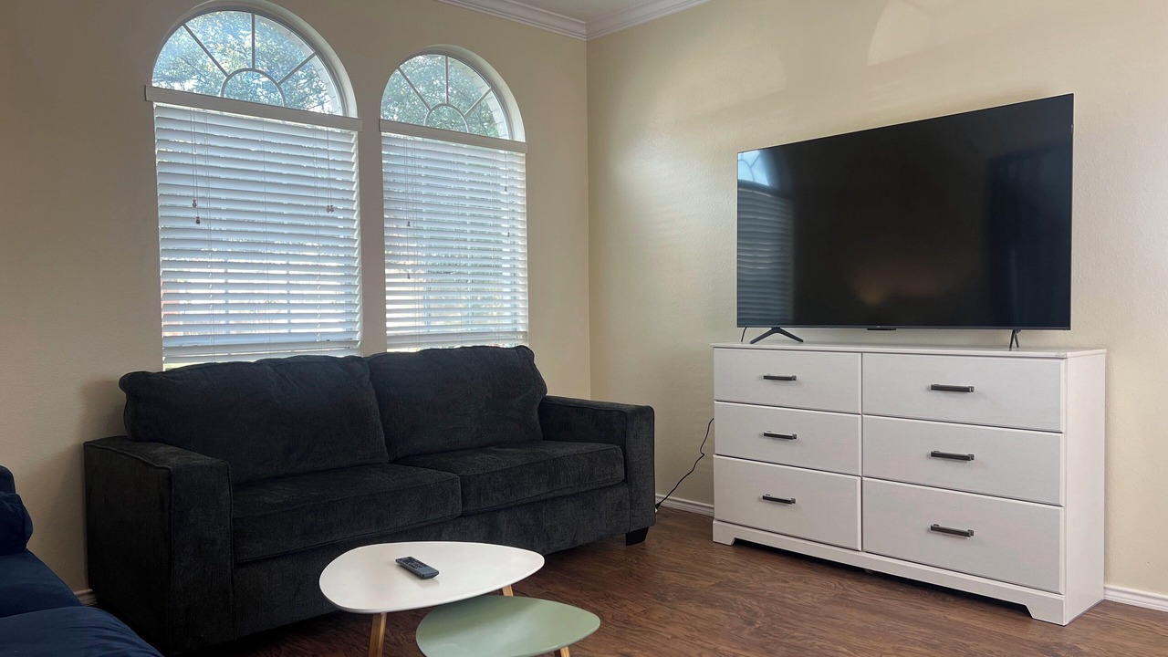 Photo of Livingroom in North Central Carrollton