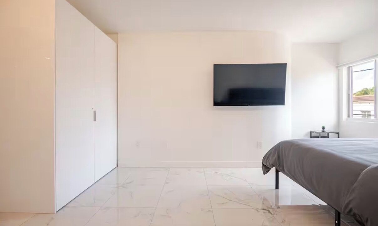 Photo of Bedroom in South Pointe